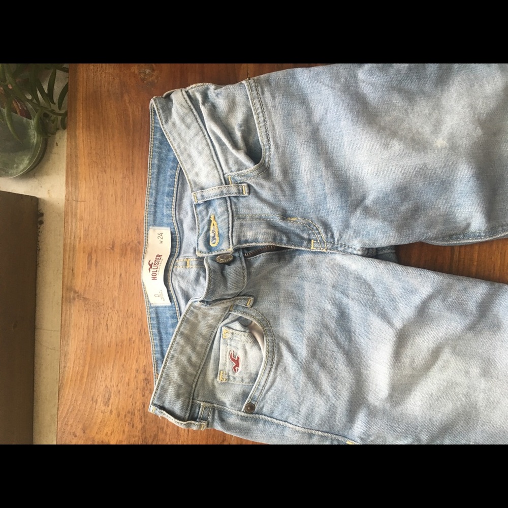 Light blue denim skinny jeans